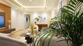 Exquisite 2-bedroom Apartment With Sea View